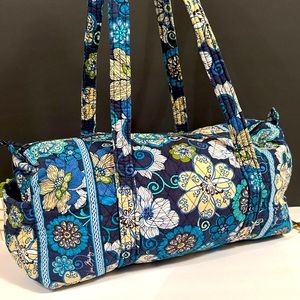 Vera Bradley XL Travel Duffle Bag/Weekender/Carry-On